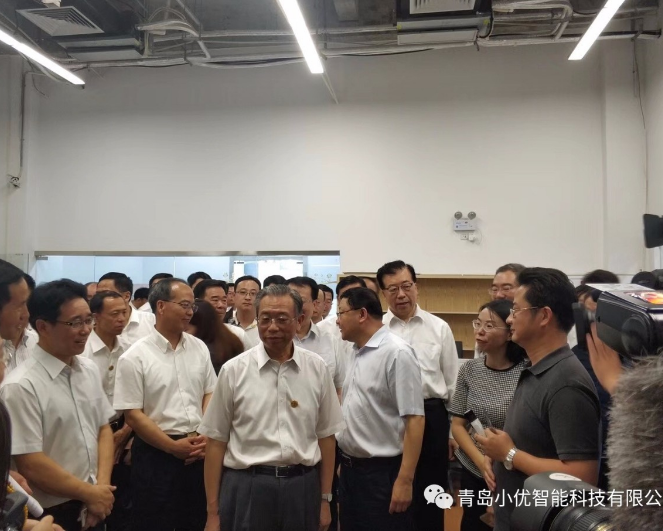 山東省委書記、省長(zhǎng)、青島市委書記一行蒞臨我司視察指導(dǎo)工作